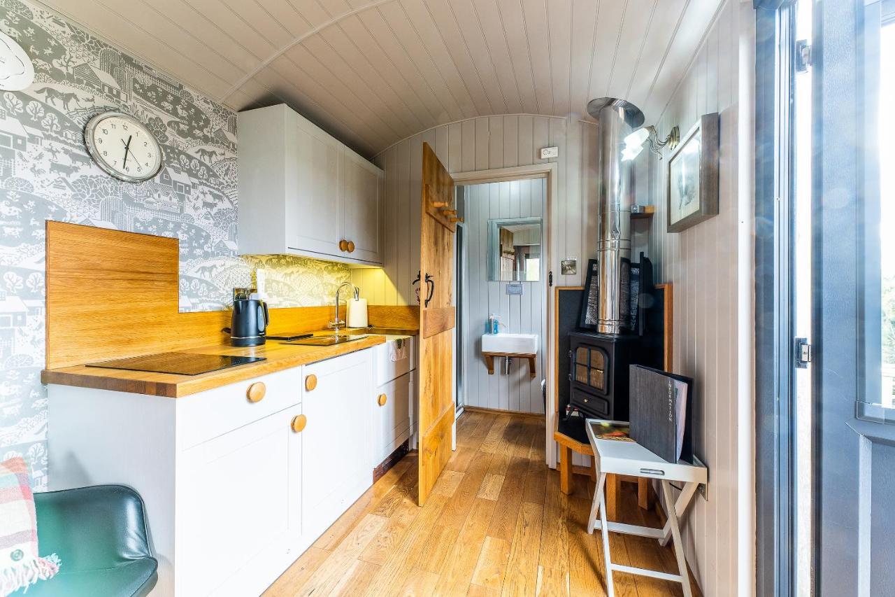 The Little John Petite Cosy Log Cabin - Sleeps 2, Great For Romantic Breaks, Couples, Single Guests, Near Sherwood Forest At Fairview Farm, Nottingham Set In 88 Acres Blidworth Exteriör bild